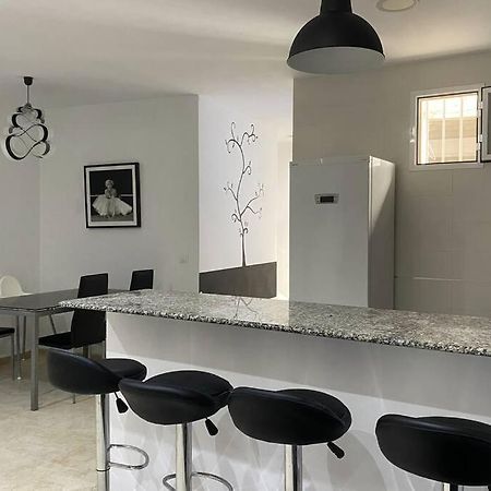 Apartamentos Manrique ヘレス エクステリア 写真